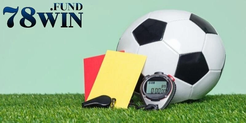 Đa dạng cách dự đoán thẻ phạt cho người chơi